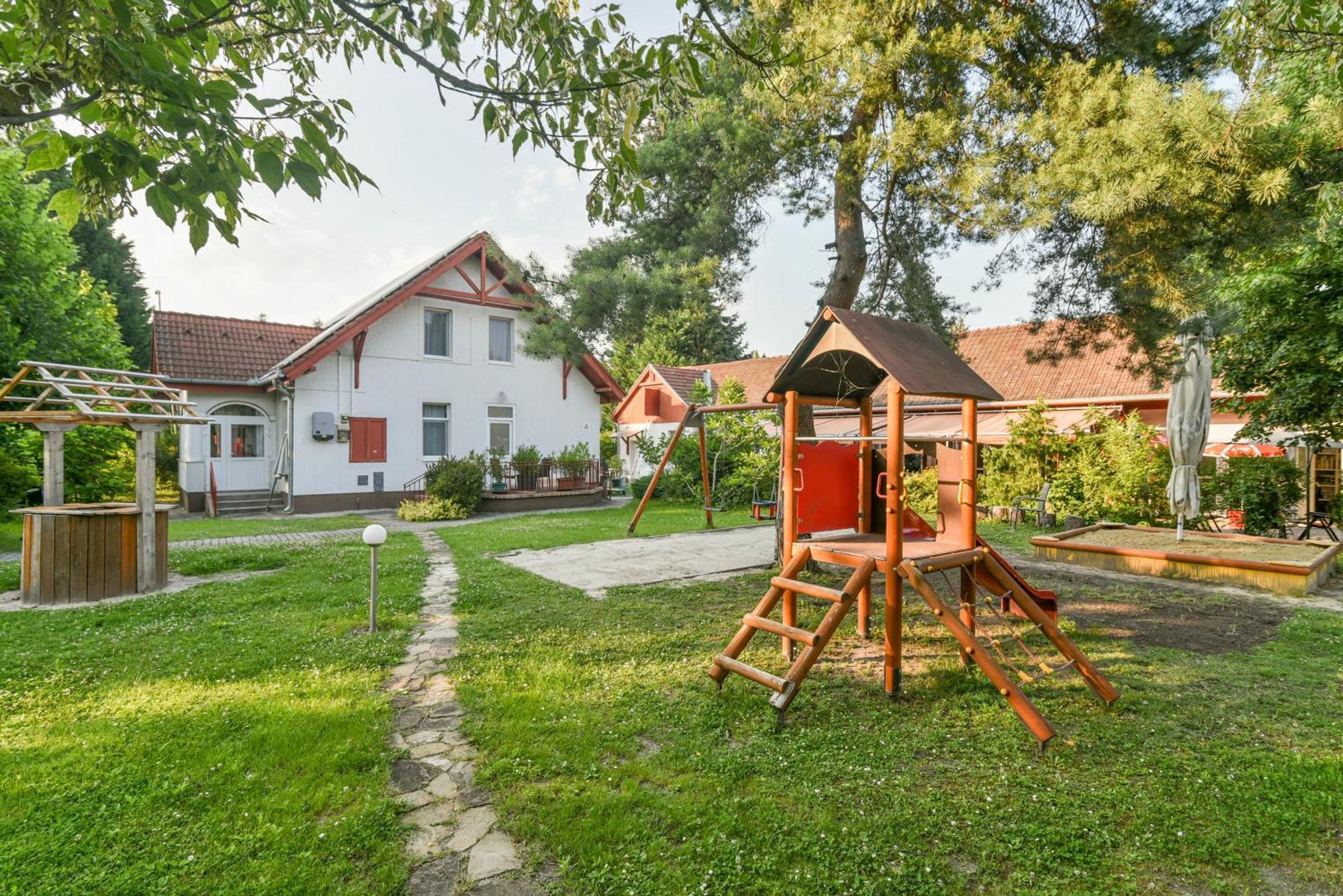 Zoeld Zona Zamardi Ueduelo Bed and Breakfast Exteriör bild